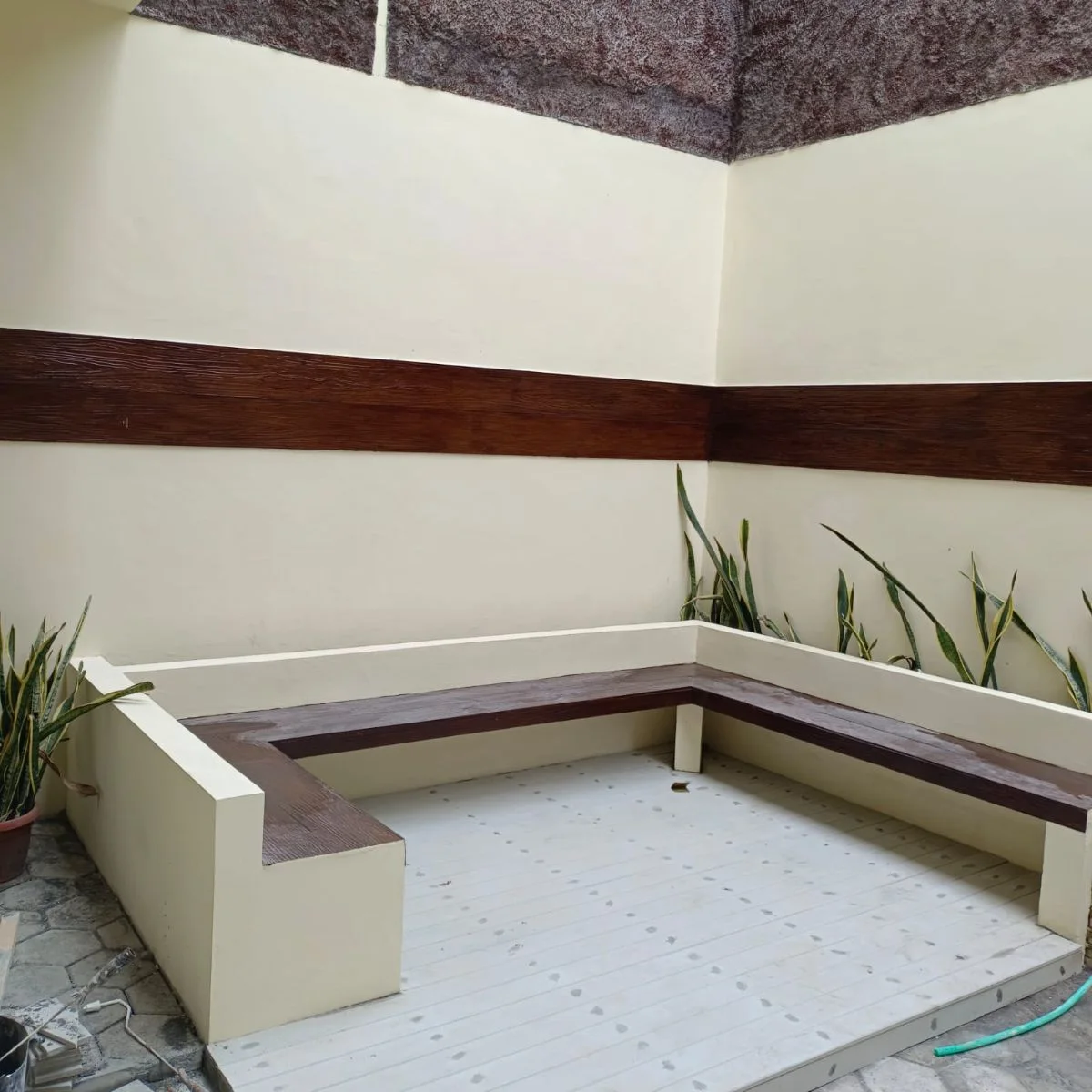 Dijual/Disewakan Rumah Siap Huni Bagus Nyaman di Royal Residence Surabaya Barat - Thumbnail 4