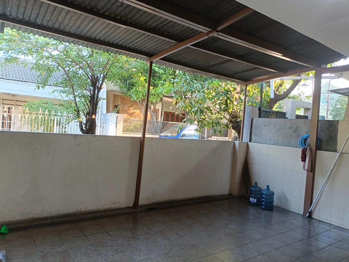 Dijual Rumah Strategis di Kutisari Indah Selatan Surabaya Selatan - Thumbnail 2