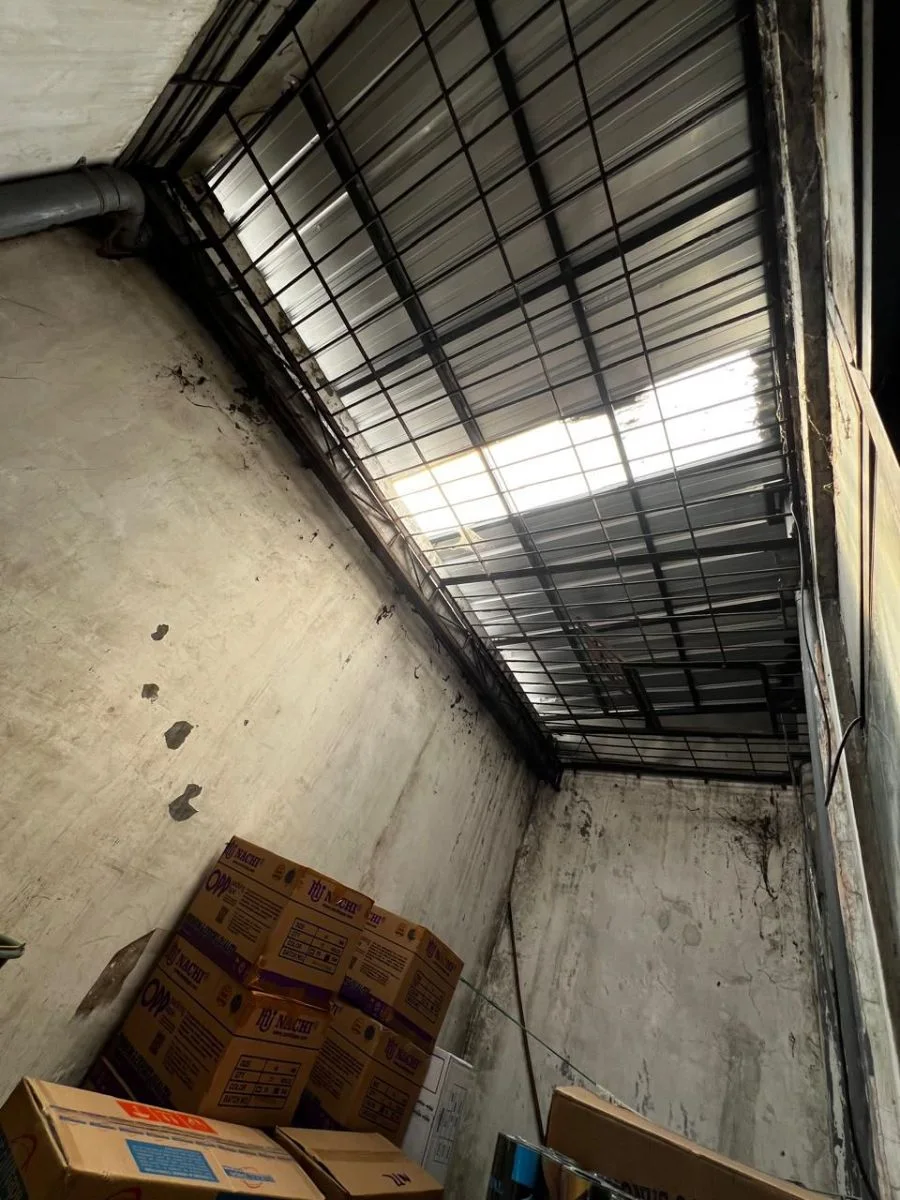 Dijual Ruko Strategis 3 lantai Surabya Timur - Thumbnail 2