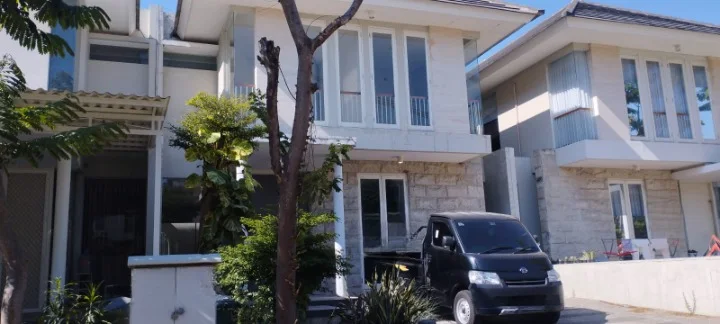 Dijual/Disewaka Rumah Bagus Nyaman Citraland Wilayah Surabaya Barat