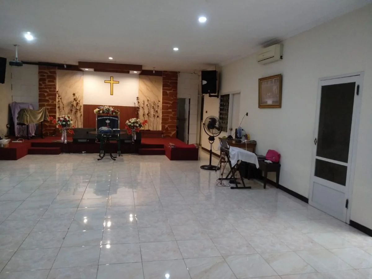 Dijual Rumah Modern Kupang Indah Surabaya Barat