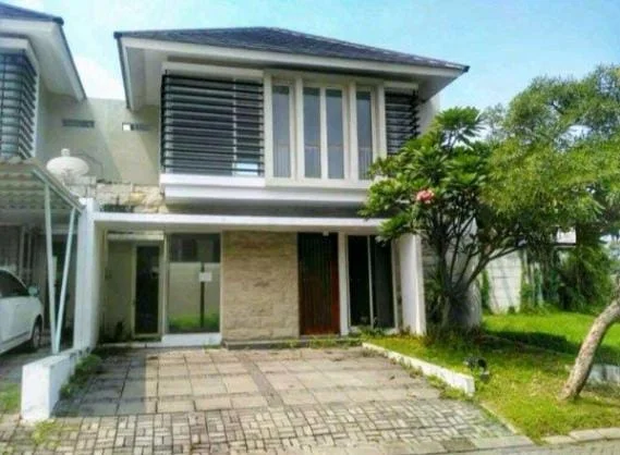 Dijual/Disewakan Rumah Bagus Strategis Wilayah Citraland Surabaya Barat