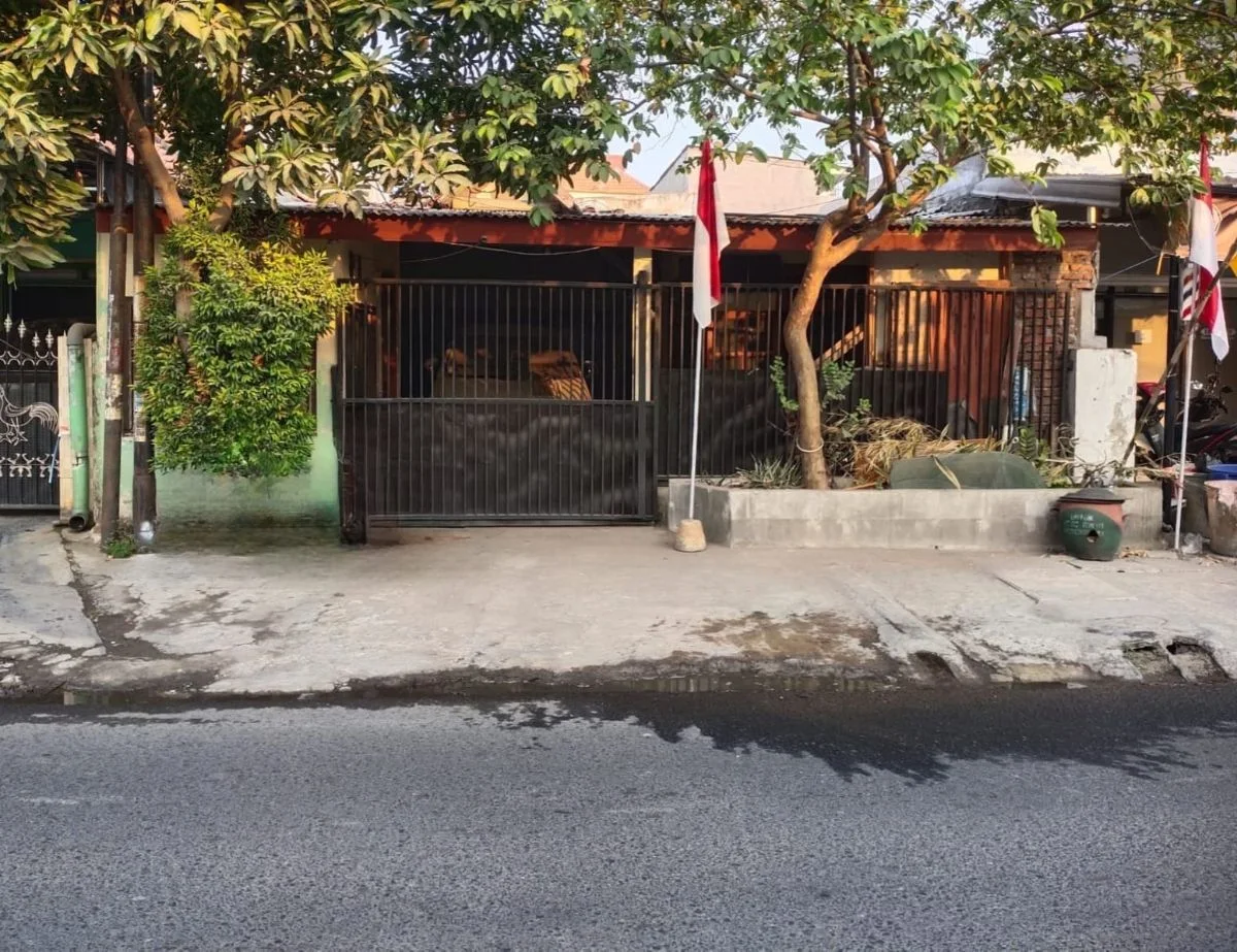 Dijual Rumah 1,5 Lantai di Nol Jalan Raya Pulo Wonokromo Surabaya Selatan
