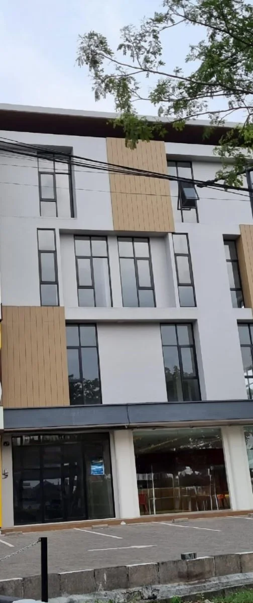 Dijual Ruko Komersil Lokasi Strategis di raya IR Soekarno Surabaya Timur
