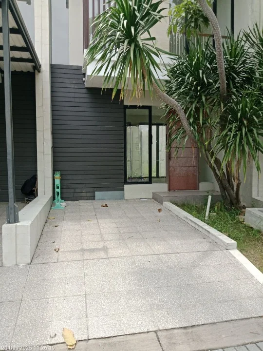 Dijual/Disewakan Rumah Bagus di Northwest Park Surabaya Barat