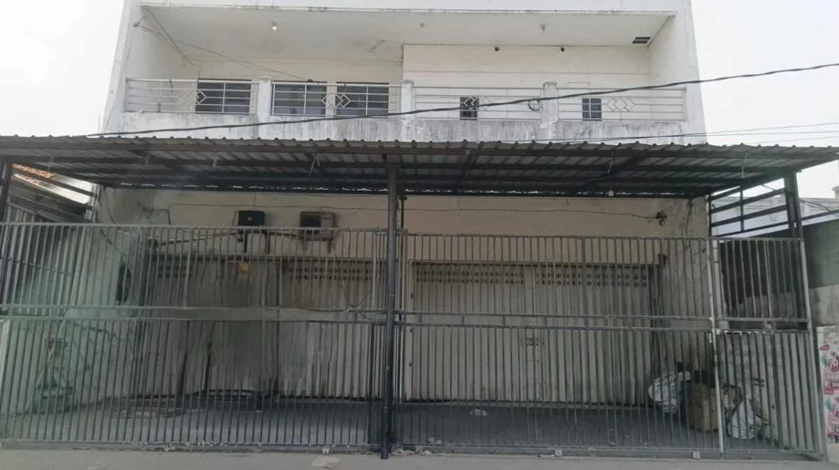 Dijual Ruko Komersial Strategis di Raya Made Surabaya Barat