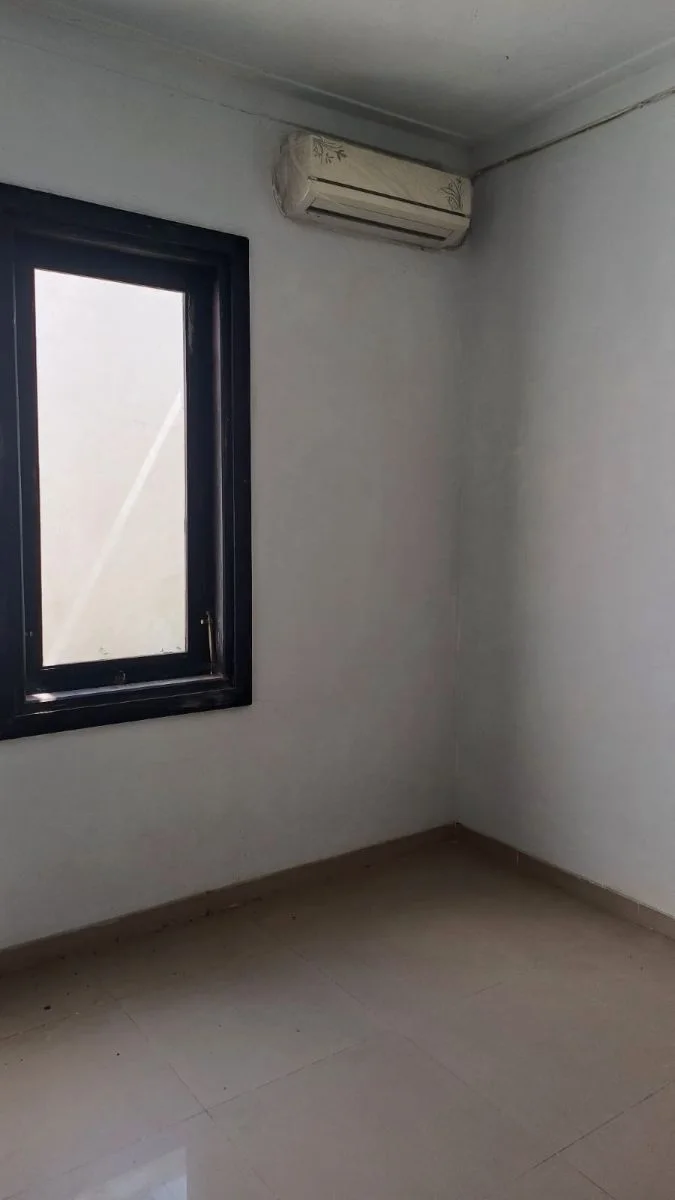 Disewakan Rumah Siap Huni di Prambanan Residence Surabaya Barat