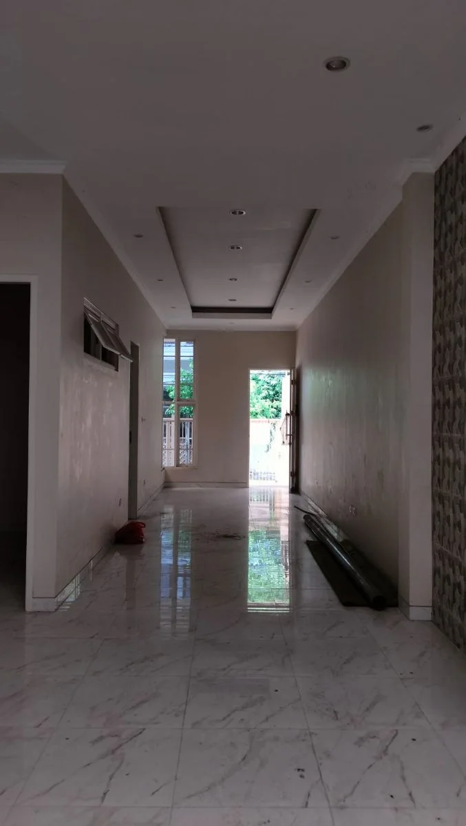 Dijual Rumah Murah Bagus di Kawasan Darmo Permai Utara, Surabaya Barat - Thumbnail 2