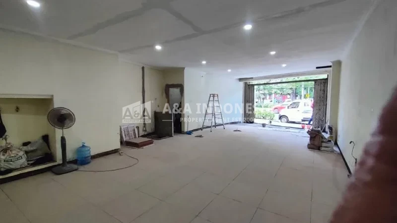 Disewakan Ruko Strategis di Mayjend Sungkono Surabaya Barat - Thumbnail 2