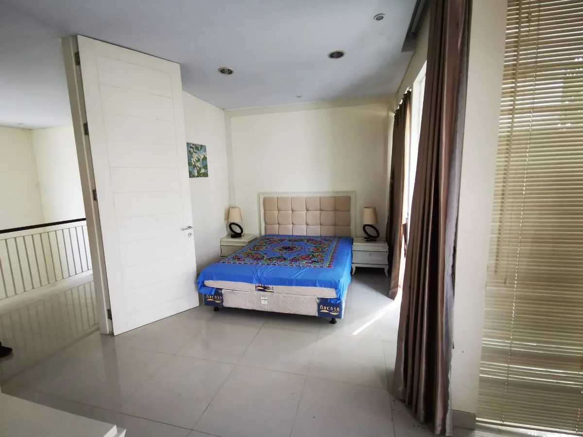 Disewakan Rumah Minimalis Pakuwon Indah Surabaya Barat - Thumbnail 4