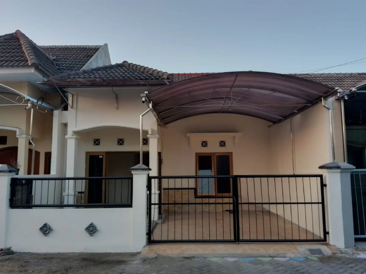 Dijual Rumah 3 BR di Perum Pondok Tanjung Permai Kebraon Surabaya Selatan