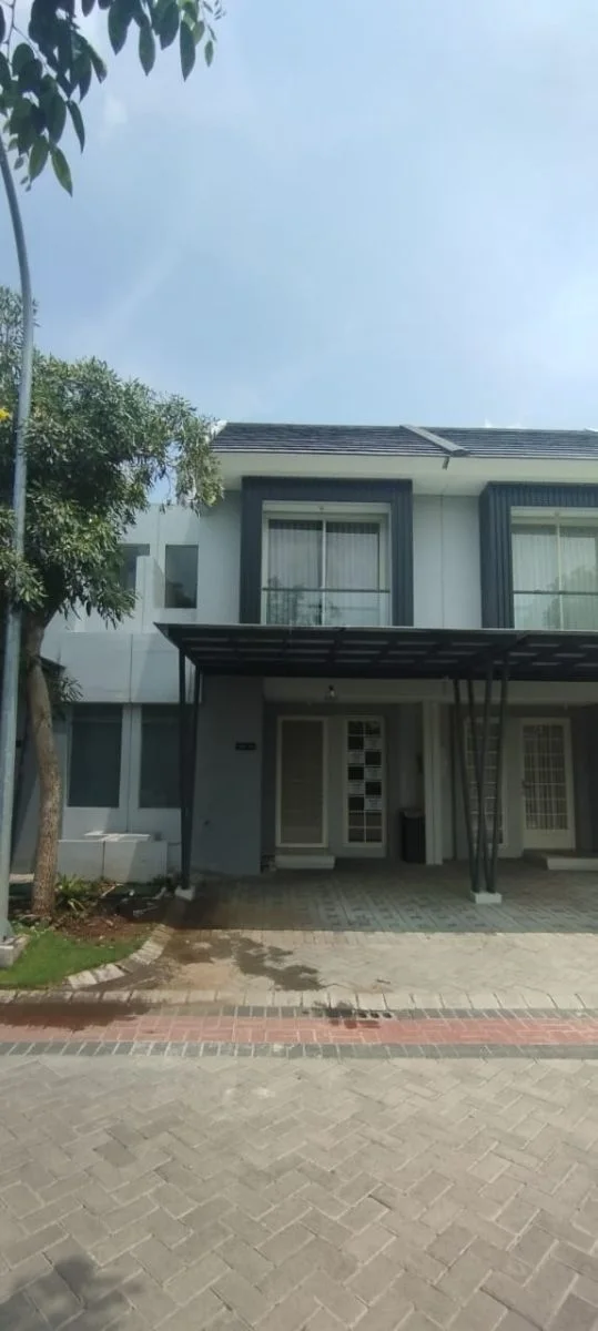 Dijual/Disewakan Rumah Bagus di Grand Pakuwon Surabaya Barat