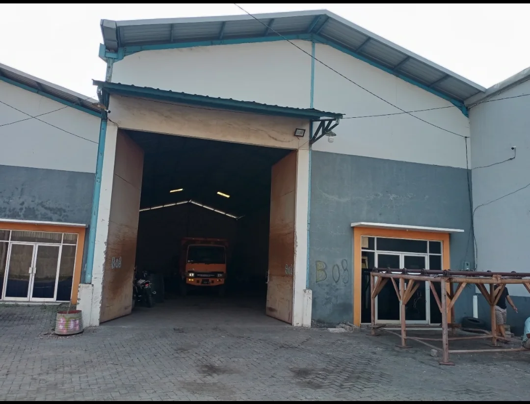 Dijual gudang murah dan strategis di Kepatihan Gresik
