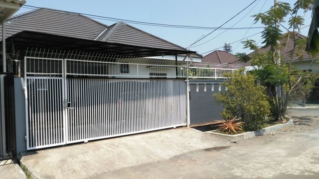 Dijual Cepat Rumah Hook Premium di Perumahan Wonorejo Indah Surabaya Timur