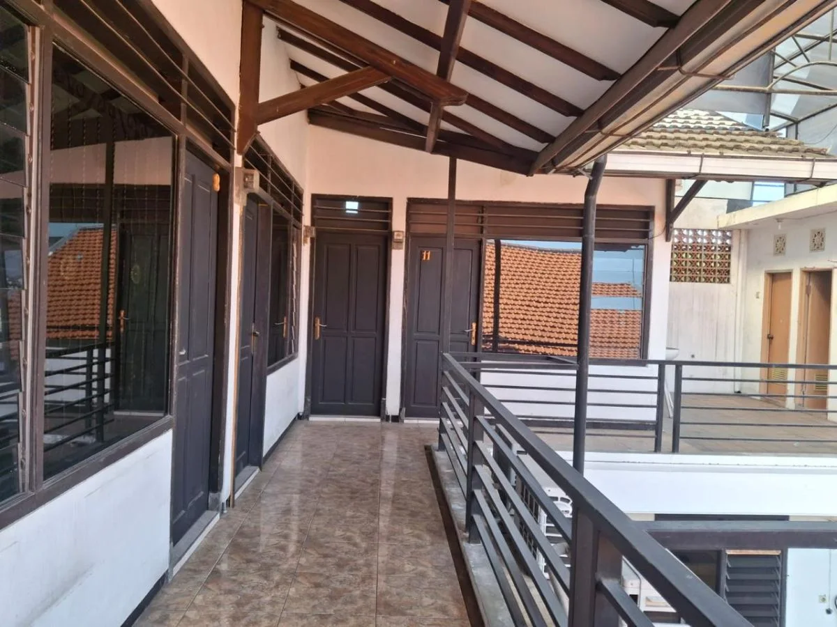 Dijual Rumah Kos Lokasi Strategis di Sidosermo Surabaya Selatan - Thumbnail 2