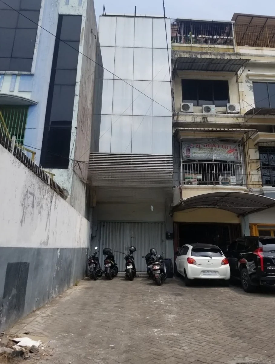 Dijual Ruko Komersial 3 Lantai Siap Pakai di Jemursari Surabaya Selatan