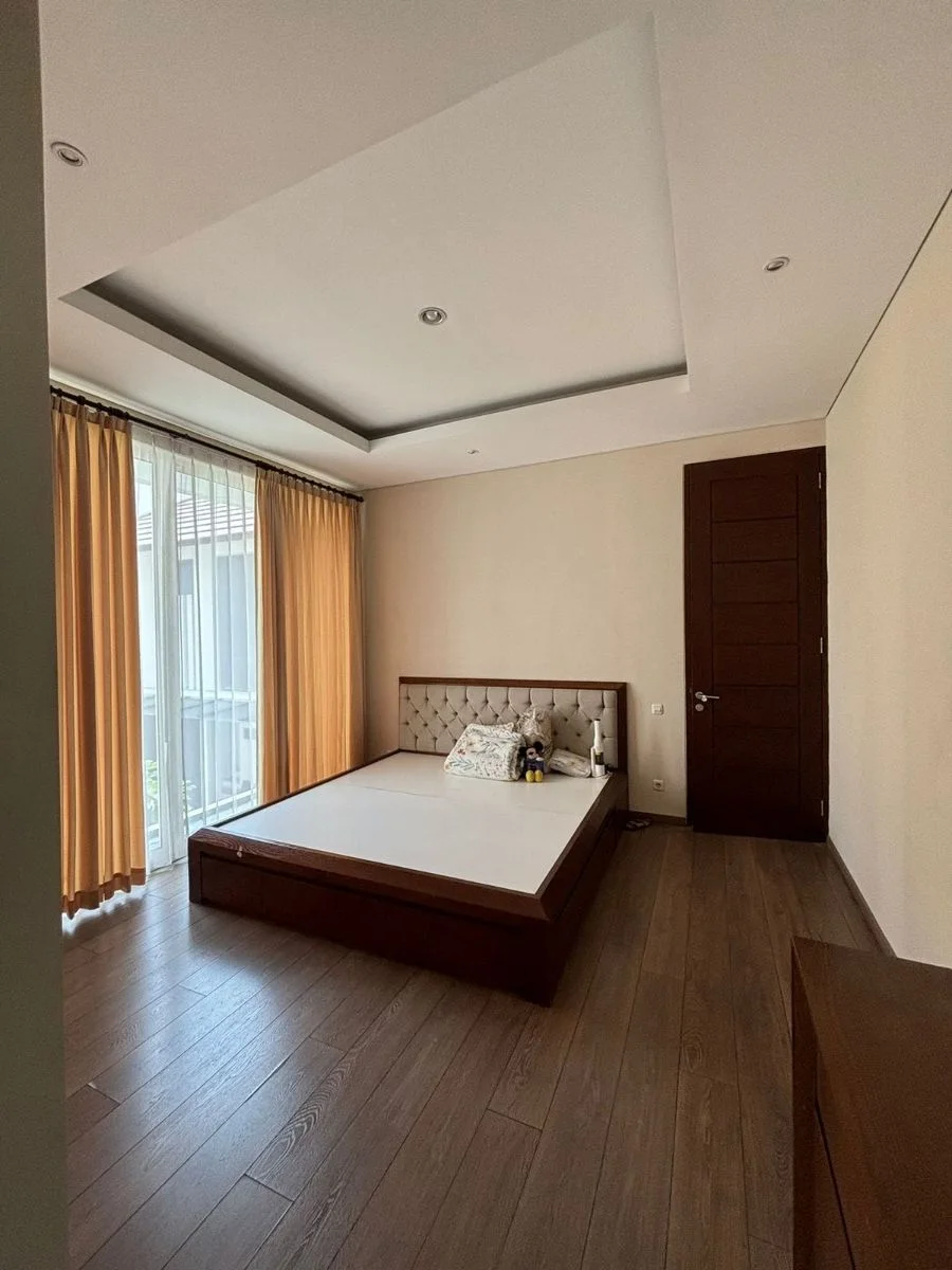 Dijual Murah Rumah Minimalis di Graha Family Surabaya Barat - Thumbnail 3