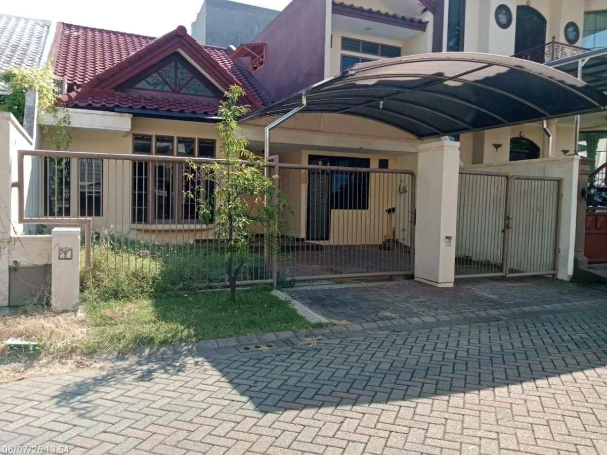Disewakan Rumah Bagus Lokasi di Citraland Surabaya Barat