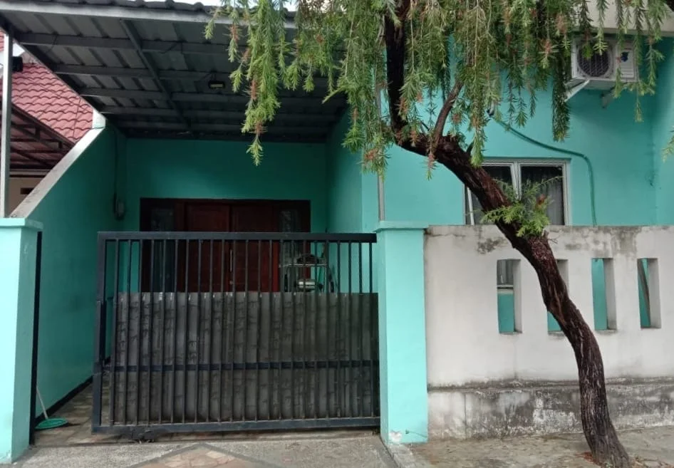 Dijual Rumah Nyaman Strategis Perum Citra Sentosa Surabaya Barat