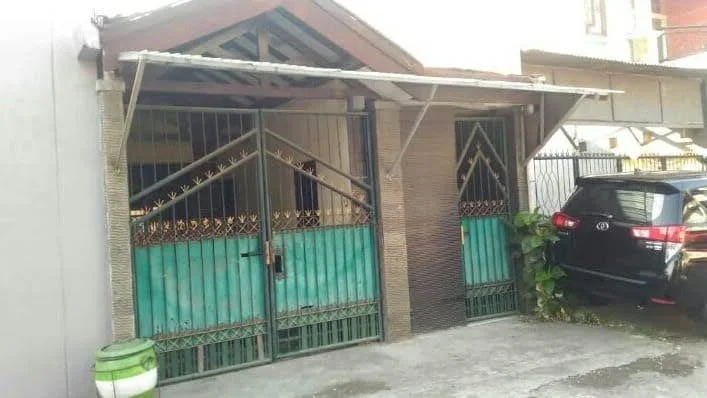 Dijual Cepat Rumah Lokasi Strategi di Gayungan Surabaya Selatan