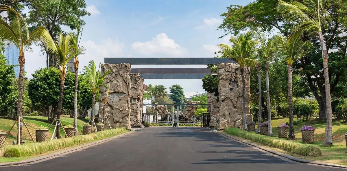 Dijual Rumah Mewah Baru di Grand Peninsula Park Surabaya Timur - Thumbnail 2