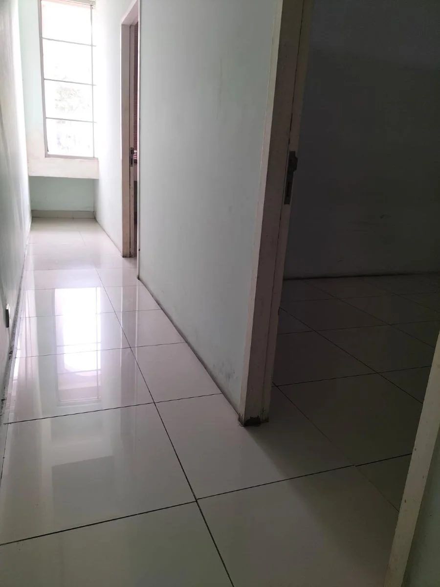 Disewakan Ruko 3 Lantai Siap Untuk Usaha di Waterplace Surabaya Barat - Thumbnail 3