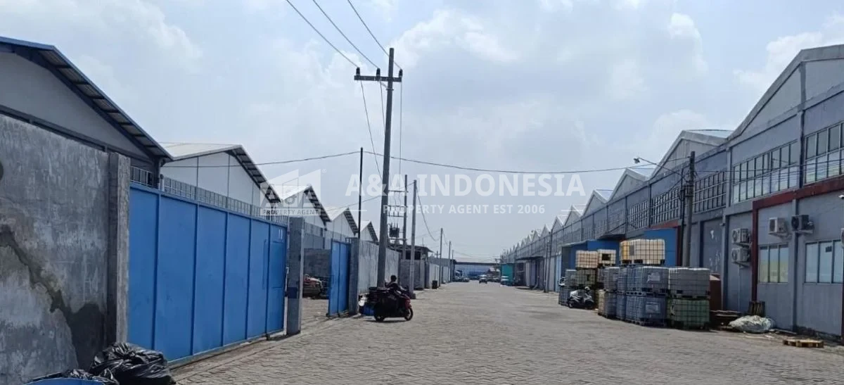 Disewakan Gudang Siap Pakai dan Strategis Sidoarjo