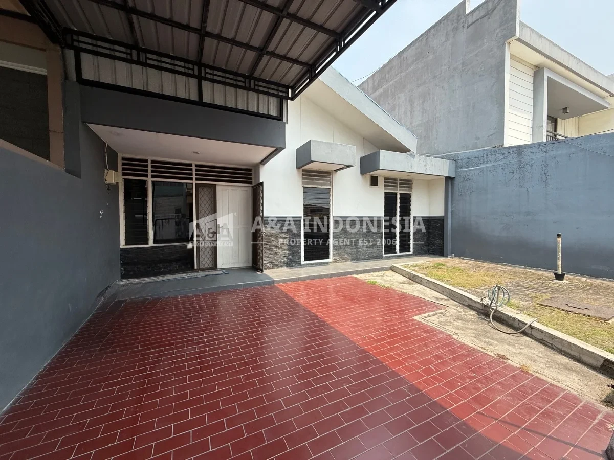 Disewakan Rumah Siap Huni Darmo Harapan Surabaya Barat