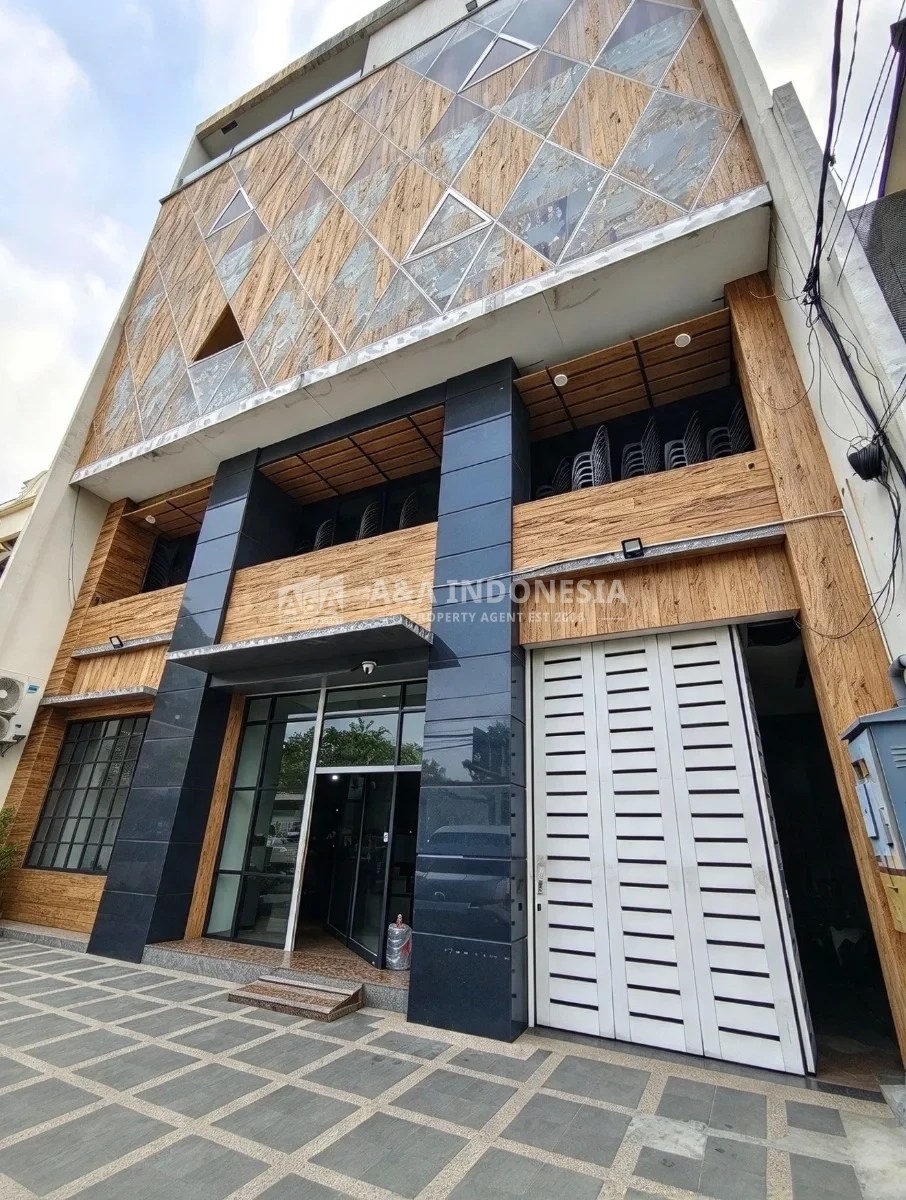 Disewakan Ruko 3 Lantai Area Komersial Ngagel Jaya Surabaya Pusat-Lift, Parkir Luas & Genset - Thumbnail 4