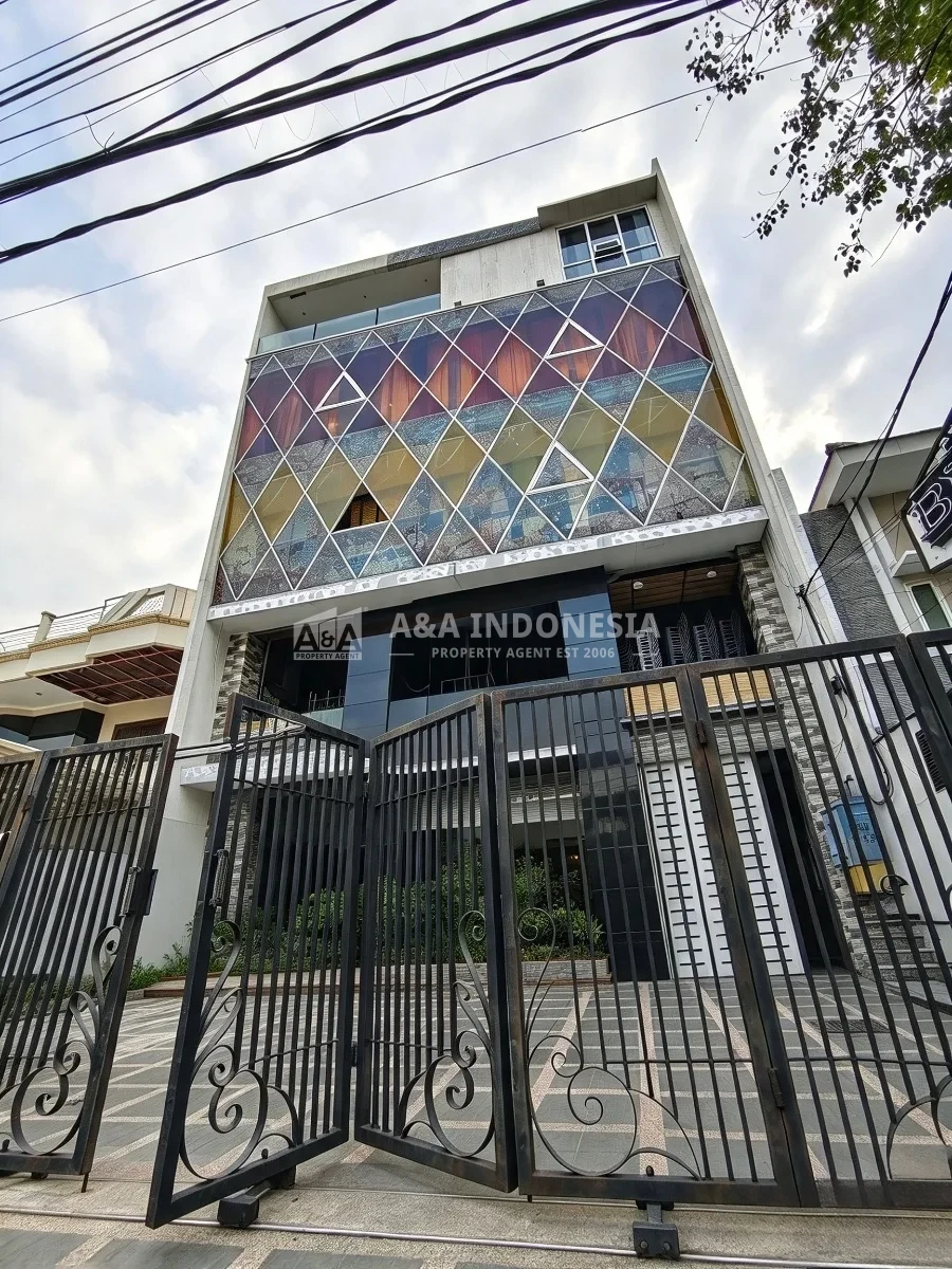 Disewakan Ruko 3 Lantai Area Komersial Ngagel Jaya Surabaya Pusat-Lift, Parkir Luas & Genset - Thumbnail 6