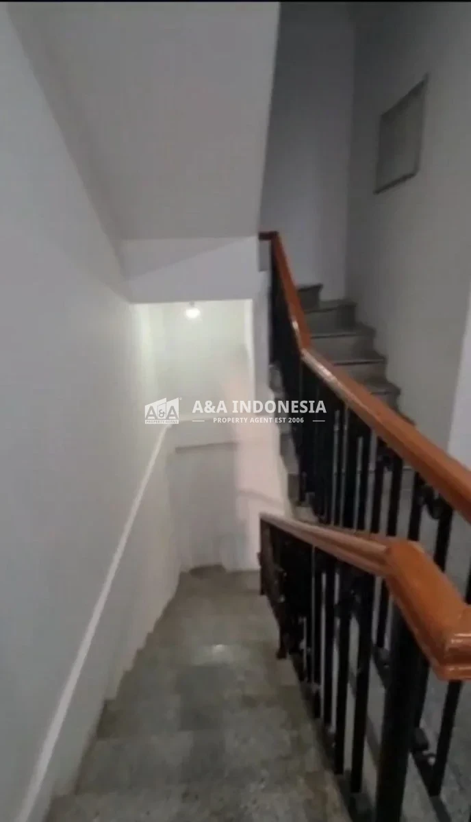 Dijual/Disewakan Ruko Lokasi Strategis Kayoon Lenmarc Surabaya Pusat - Thumbnail 5
