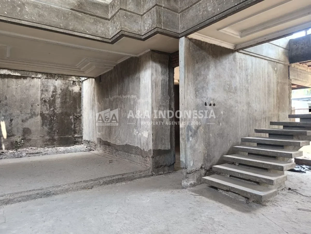 Jual Rumah Mewah 2 Lantai Setengah Jadi Darmo Harapan Lokasi Premium Strategis Surabaya Barat