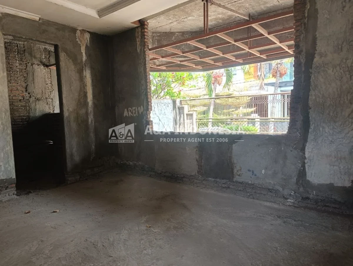 Jual Rumah Mewah 2 Lantai Setengah Jadi Darmo Harapan Lokasi Premium Strategis Surabaya Barat - Thumbnail 2