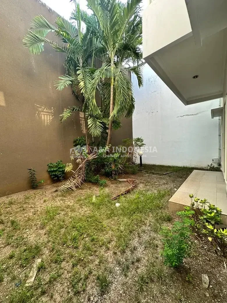 Dijual Rumah Full Furnish Surabaya Timur - Thumbnail 4