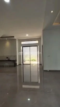 Dijual Rumah Baru Lokasi Strategis Manyar Kertoadi Surabaya Timur - Thumbnail 2