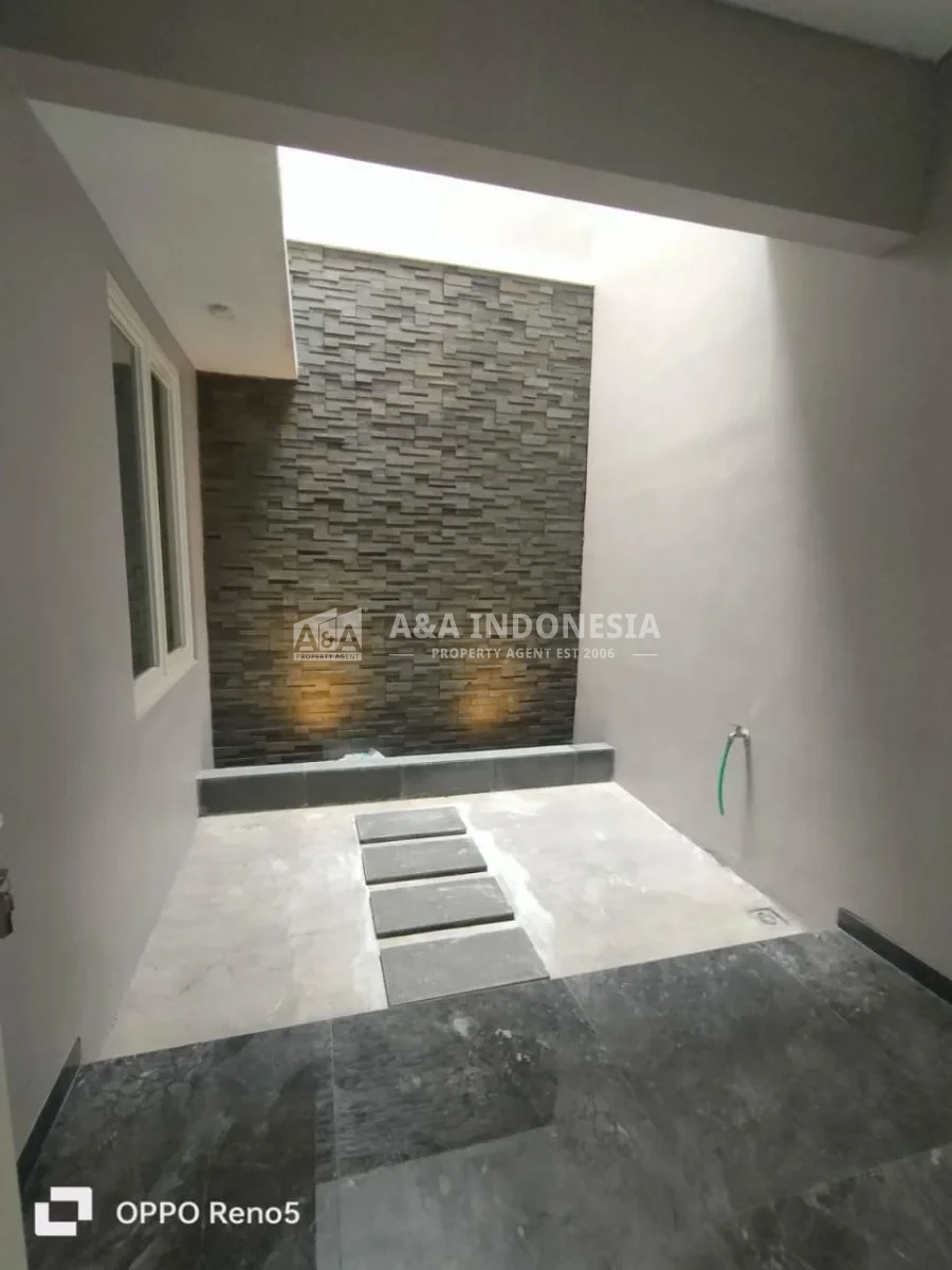 Dijual Rumah Baru Gress Manyar Tirtoyoso Surabaya Timur - Thumbnail 4