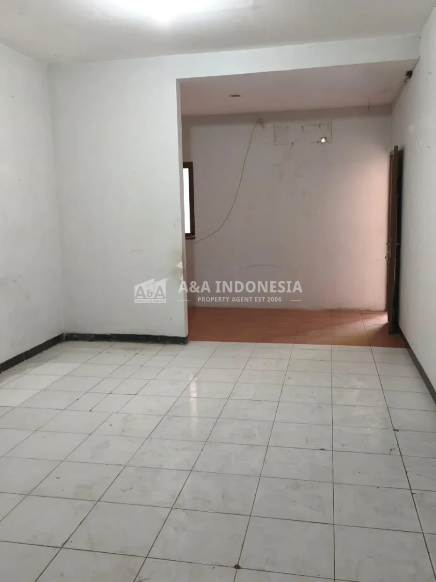 Dijual Rumah Nyaman di Perumahan Western Regency Surabaya Barat - Thumbnail 5