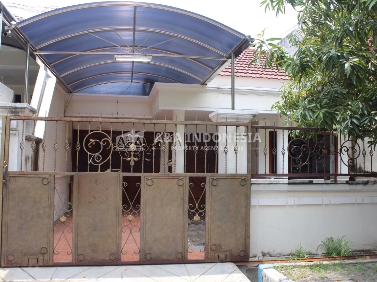 Disewakan Rumah 1 Lantai di Kedung Baruk Surabaya Timur