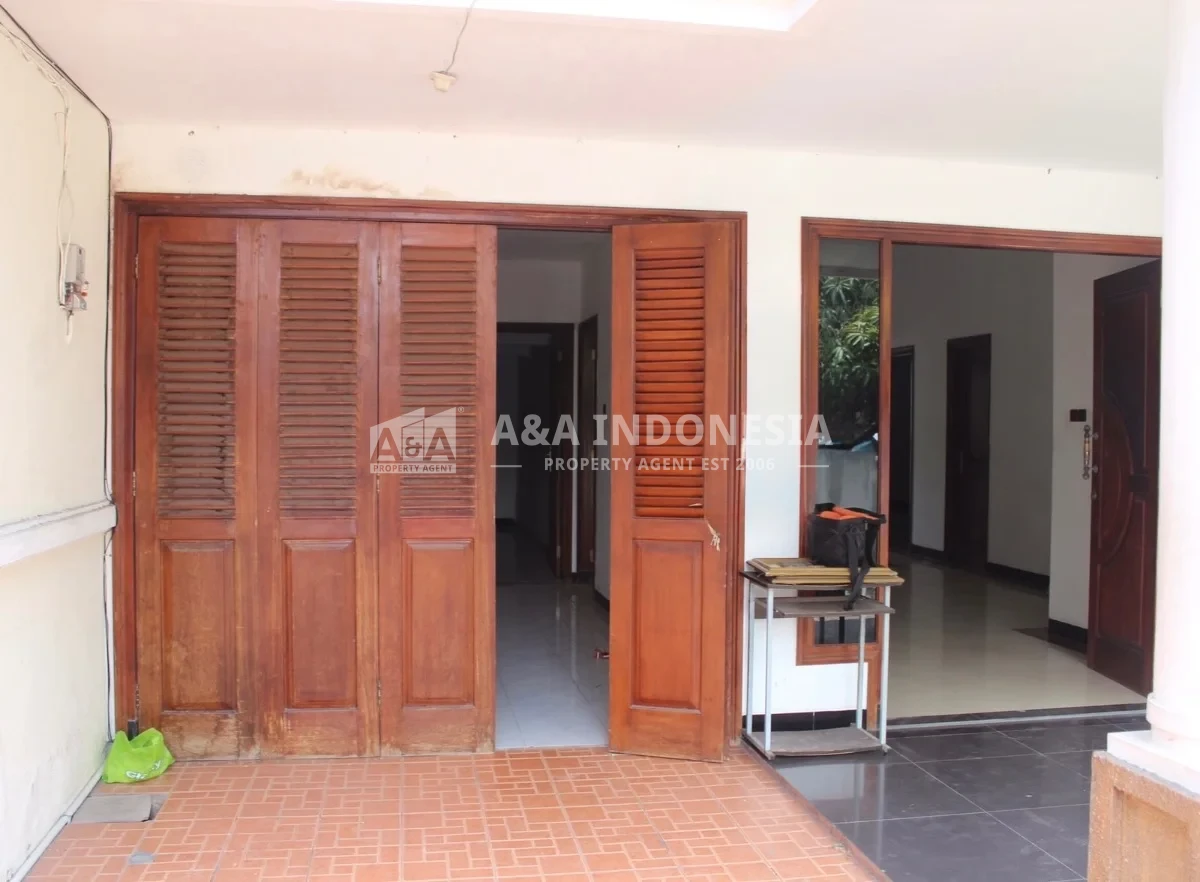 Disewakan Rumah 1 Lantai di Kedung Baruk Surabaya Timur - Thumbnail 3