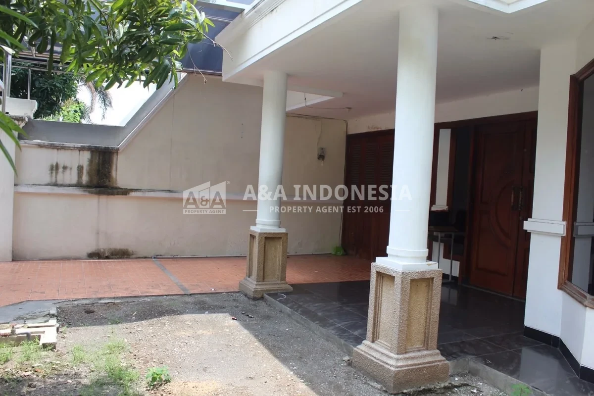 Disewakan Rumah 1 Lantai di Kedung Baruk Surabaya Timur - Thumbnail 4