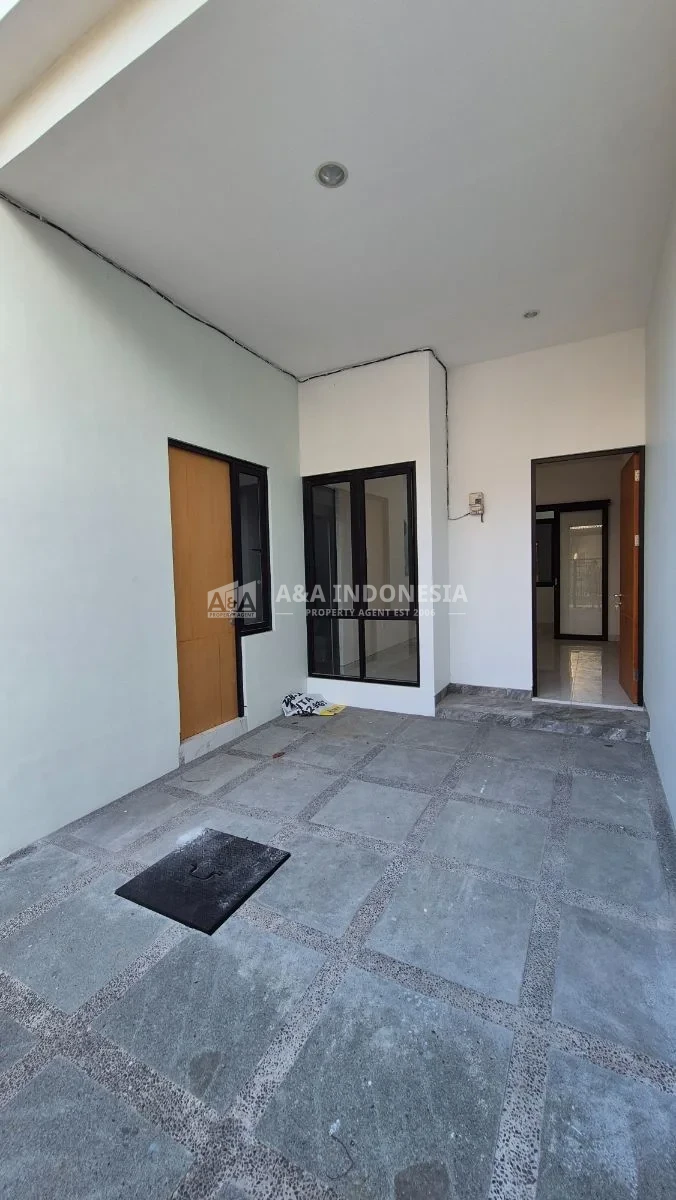 Dijual Brand New House Prapen Indah Surabaya dengan Gaya Scandinavian dan Row Jalan Lebar - Thumbnail 7