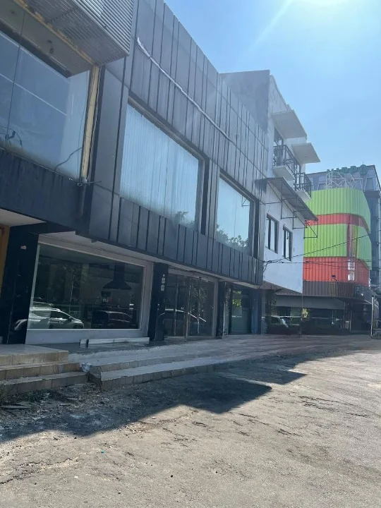 Disewakan Ruko Siap Pakai dan Strategis Di Darmo Park Surabaya Barat