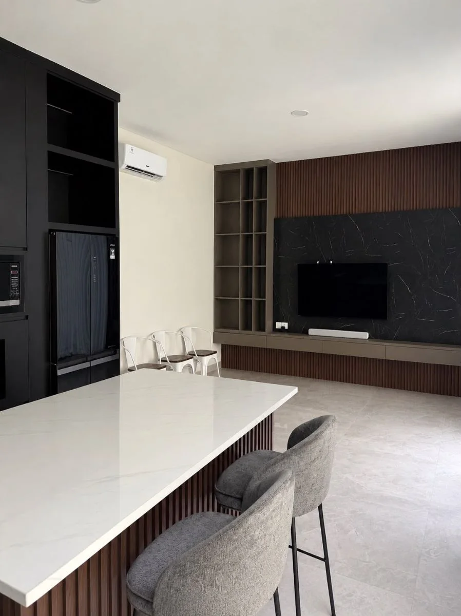 Disewakan Rumah Mewah di Pelican Hill Citraland, Surabaya Barat - Thumbnail 8
