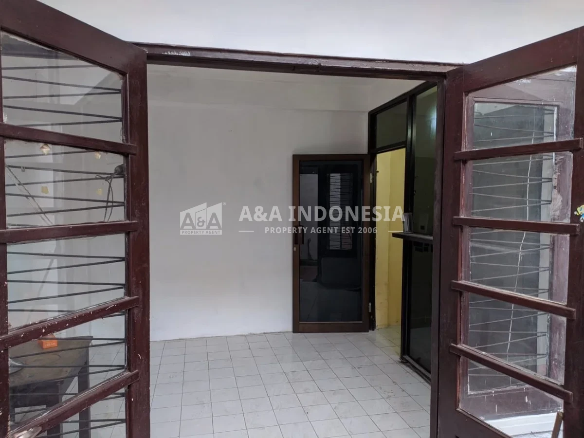 🏠 DIJUAL / DISEWAKAN RUMAH LUAS DI PERAK SURABAYA PUSAT - Thumbnail 3