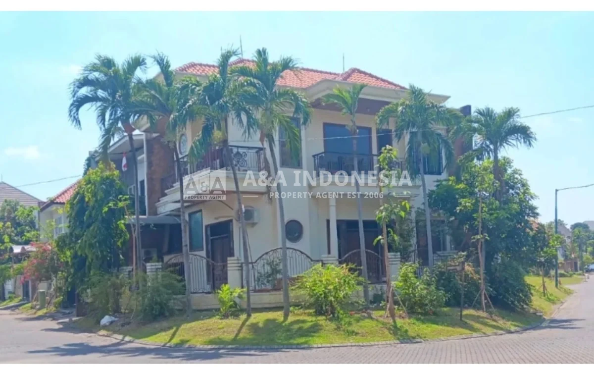 ASET LELANG Rumah Hook Strategis di Graha Famili Surabaya — Dekat Pakuwon Mall & UNESA