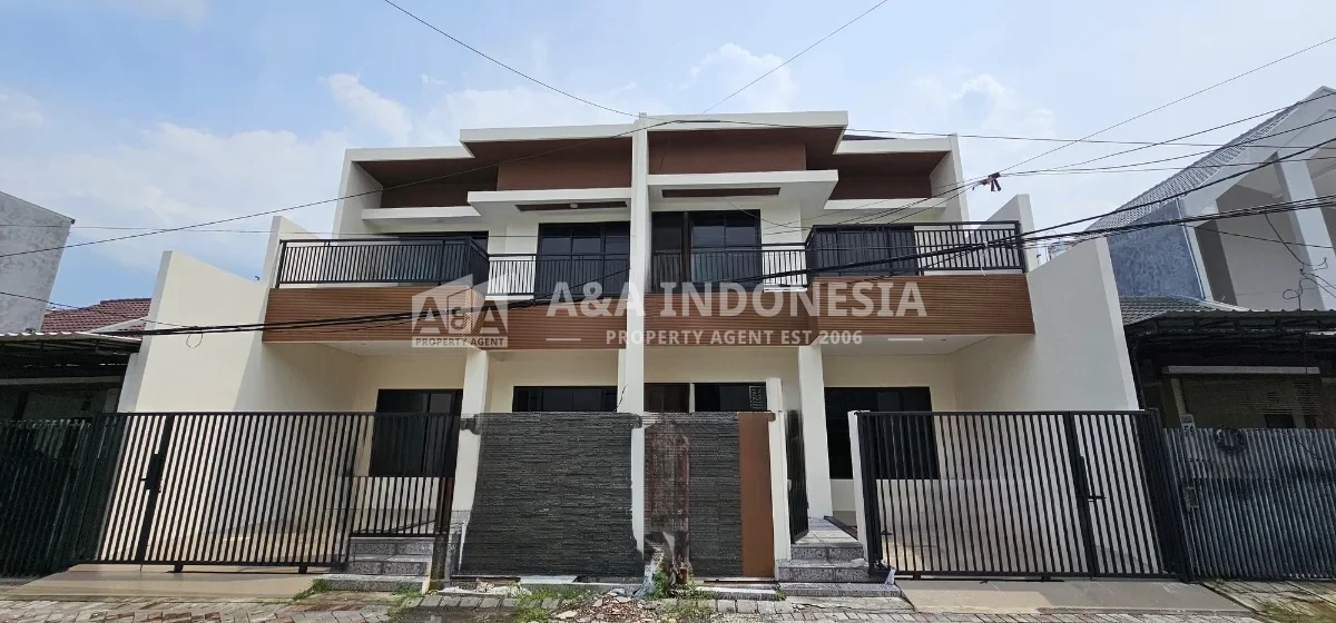 Dijual Rumah Baru 2 Lantai di Dian Regency, Surabaya Timur – Dekat Kampus ITS & Hang Tuah