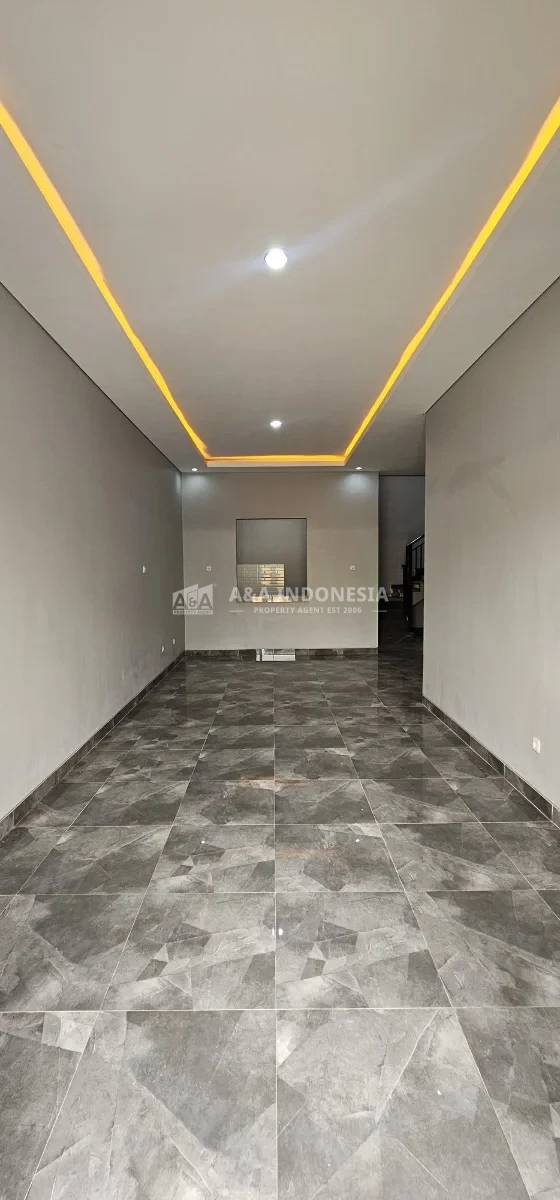 Dijual Rumah Baru 2 Lantai di Dian Regency, Surabaya Timur – Dekat Kampus ITS & Hang Tuah - Thumbnail 3