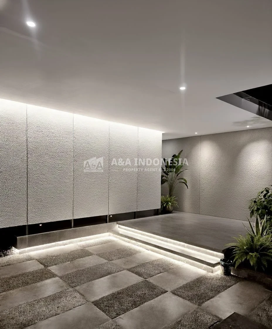 Dijual Rumah Murah Dan Luas Di Surabaya Barat - Thumbnail 3