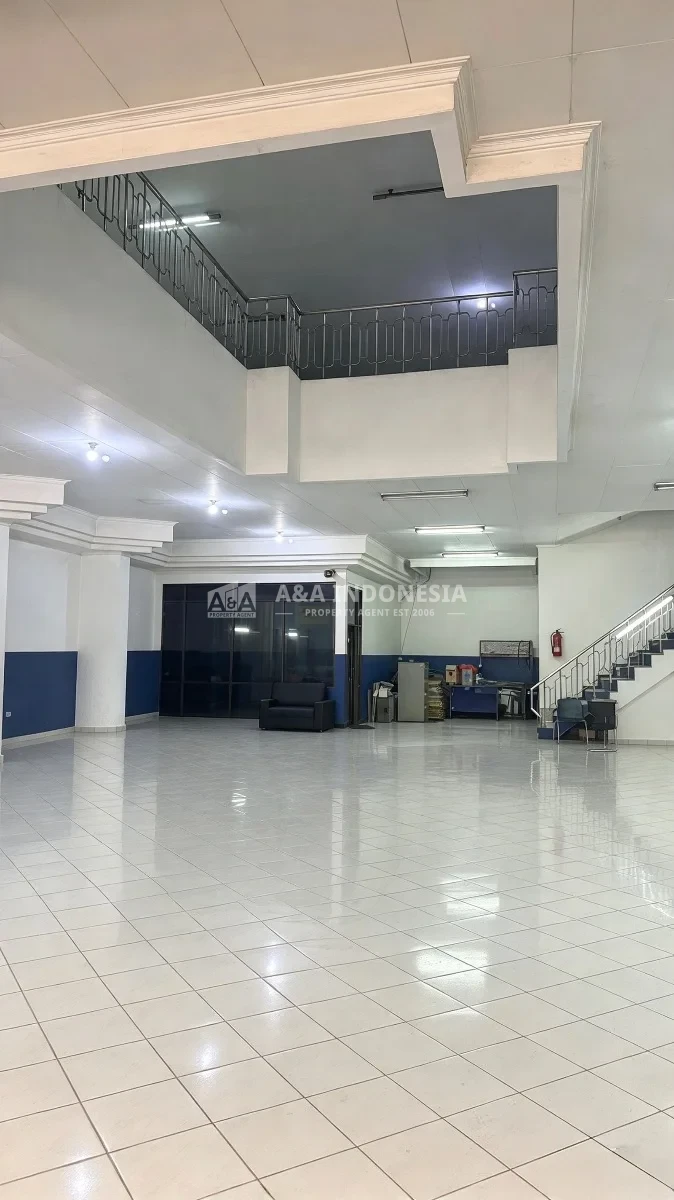 Dijual/Disewakan Showroom Strategis Di Kertajaya Surabaya Pusat - Thumbnail 4