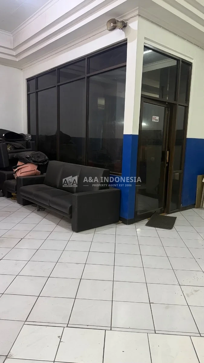 Dijual/Disewakan Showroom Strategis Di Kertajaya Surabaya Pusat - Thumbnail 6